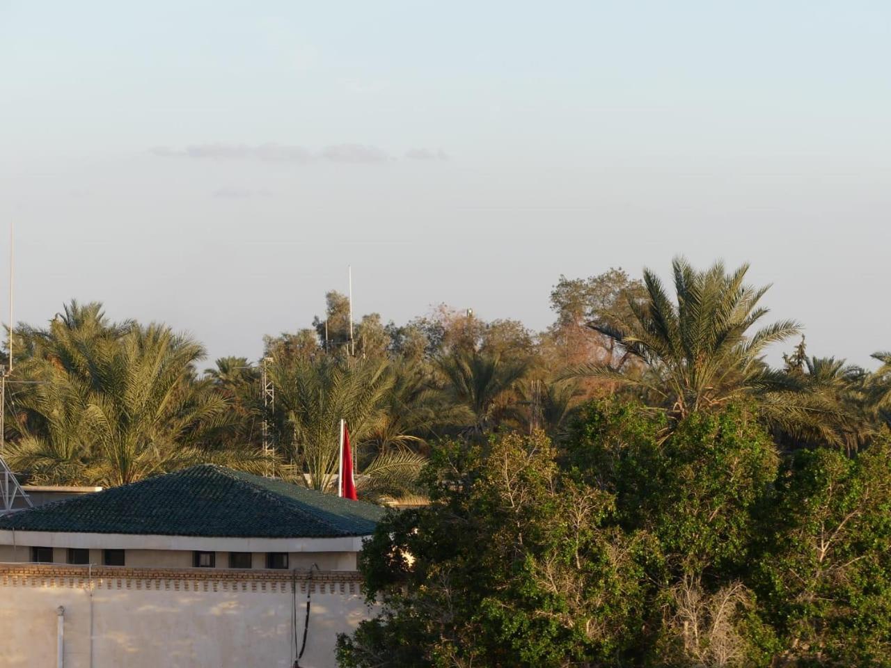 Bed and Breakfast Dar Fatima Tozeur Exterior foto